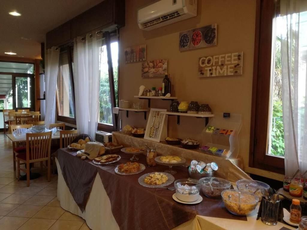 Appartamento Villa Elison Lazise Exterior foto